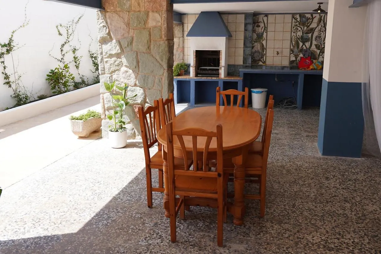 Newly Furnished Cozy House Next To The Beach Calafell 0*,  Spanyolország