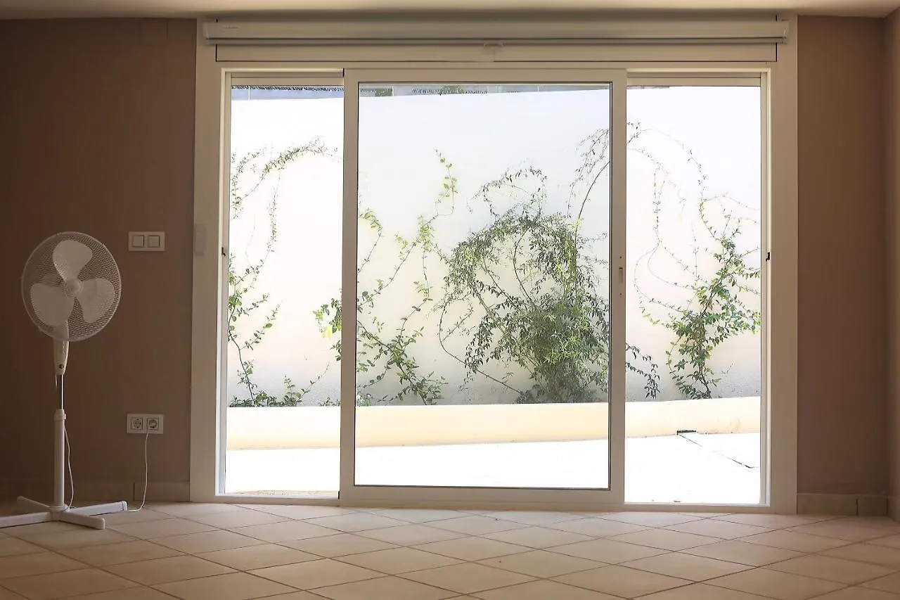 Newly Furnished Cozy House Next To The Beach Calafell